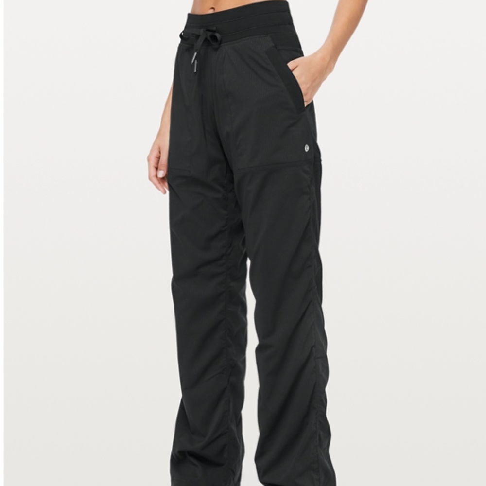 Super comfortable black Lulu Lemon sweatpants